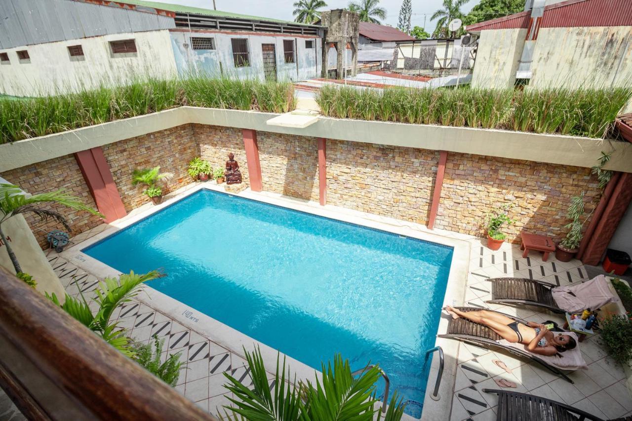 Hotel Serenity มานูเอล อันโตนิโอ ภายนอก รูปภาพ