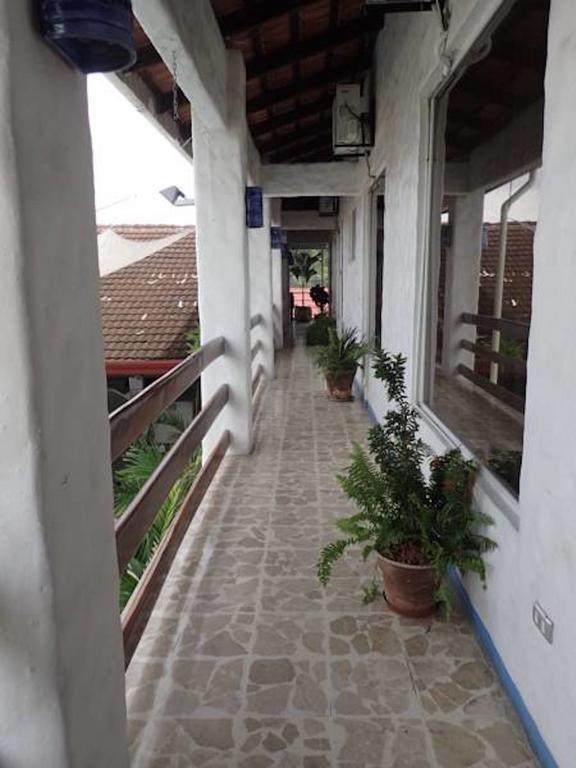 Hotel Serenity มานูเอล อันโตนิโอ ภายนอก รูปภาพ